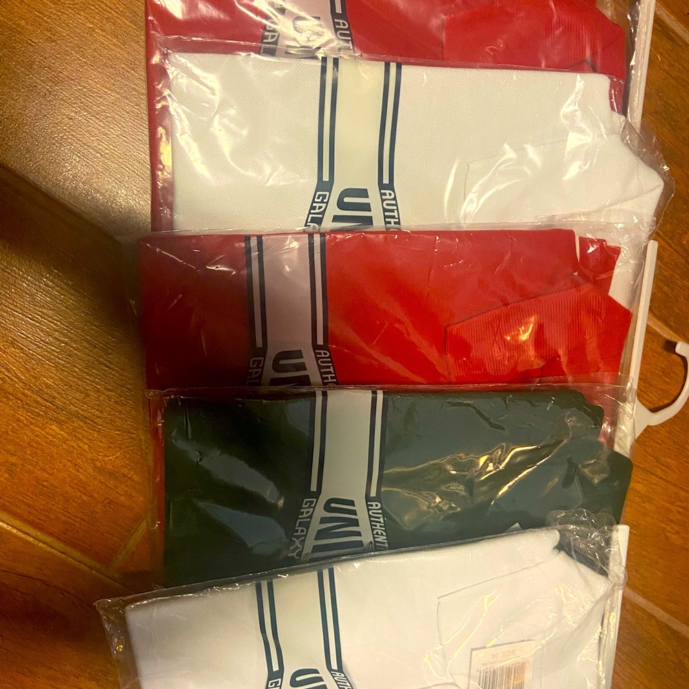 ❌SOLD❌New Girls polo uniform tops. sold together